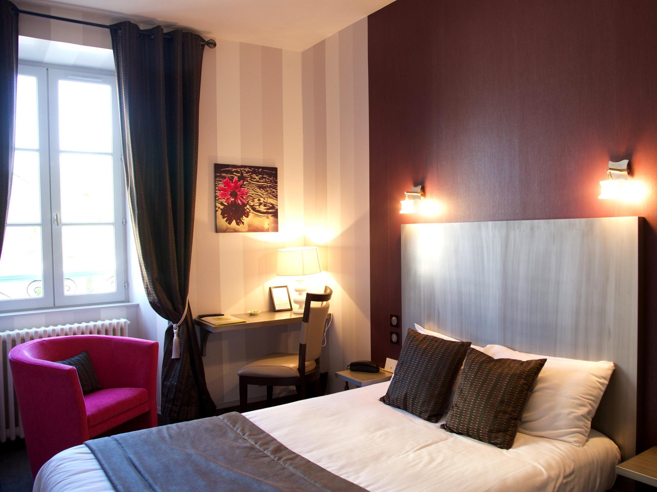Logis Hotel Restaurant Nougier Saint-Etienne-de-Fursac Экстерьер фото