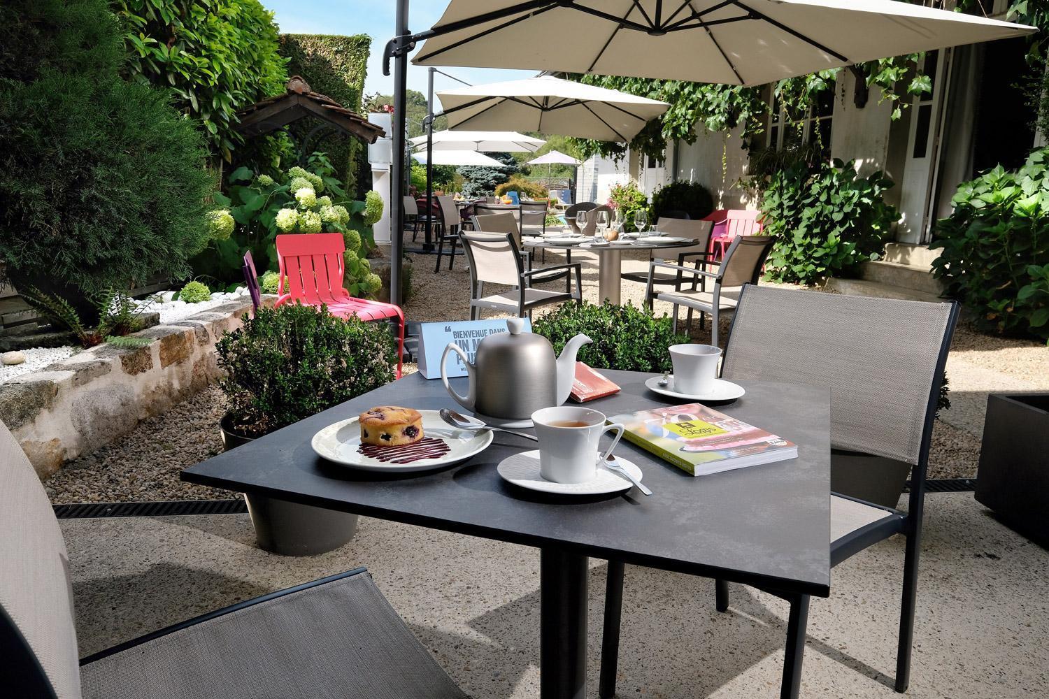 Logis Hotel Restaurant Nougier Saint-Etienne-de-Fursac Экстерьер фото