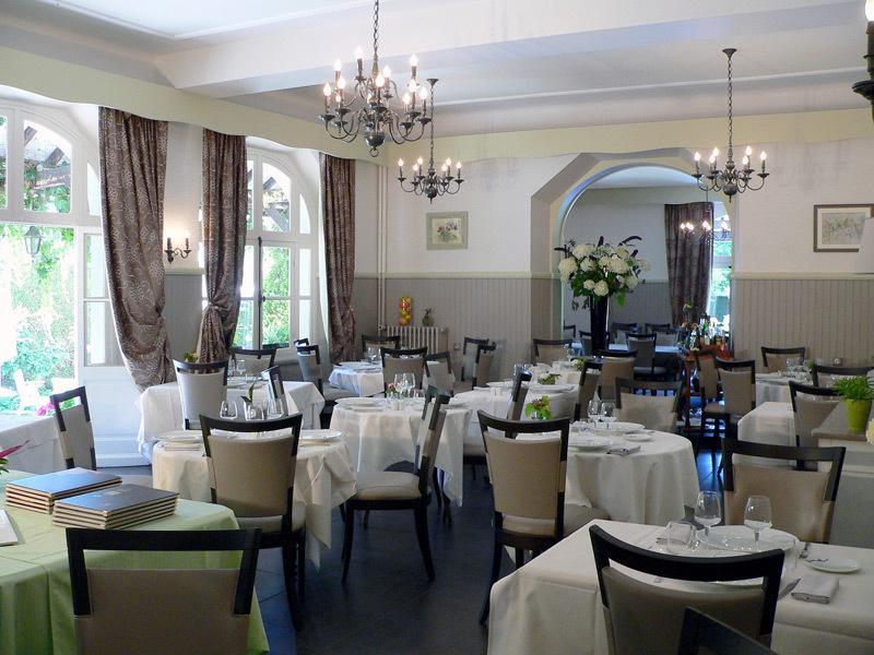 Logis Hotel Restaurant Nougier Saint-Etienne-de-Fursac Экстерьер фото